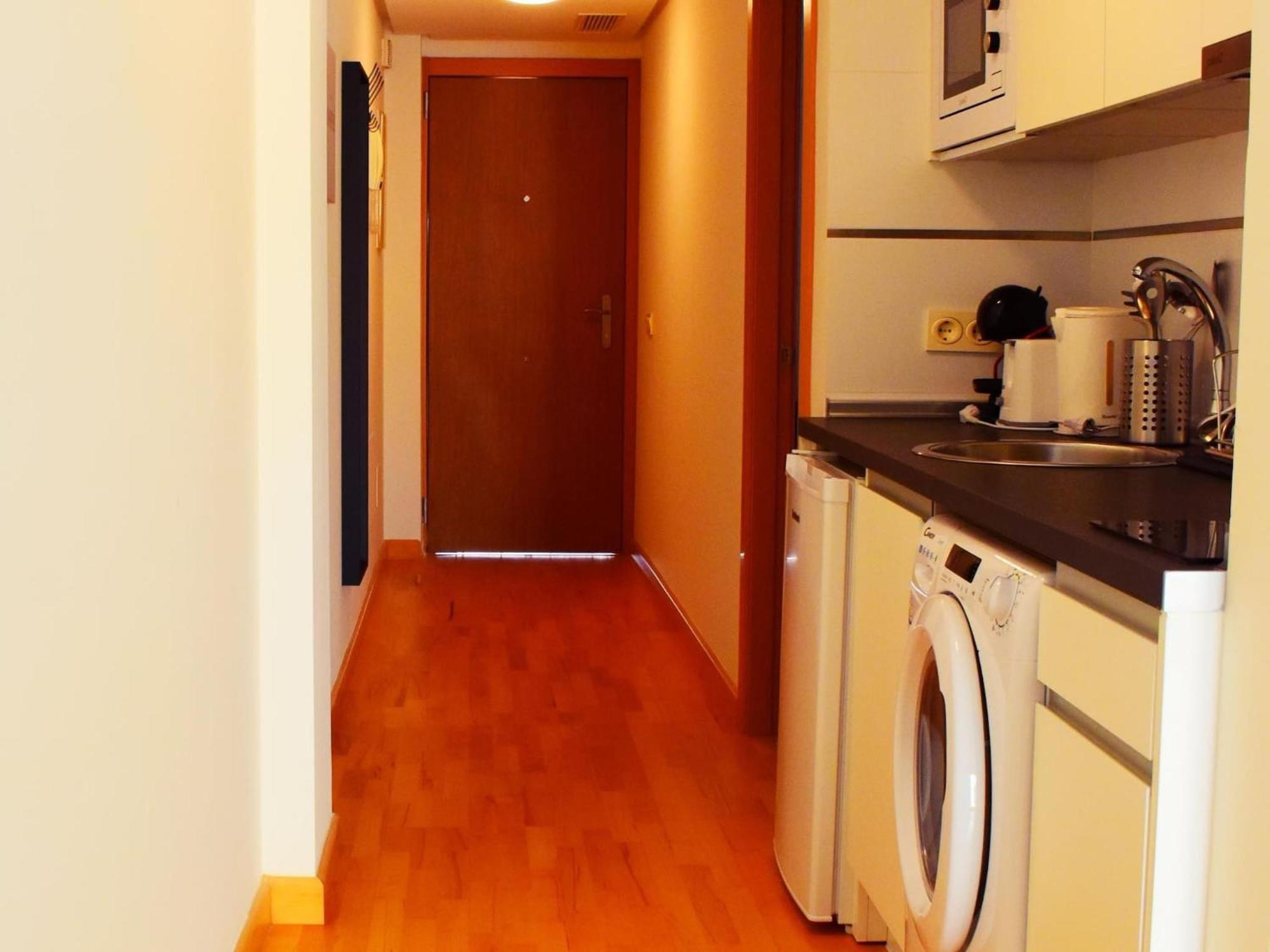 Tranquilo Apartamento Cerca Del Centro Historico Малага Екстер'єр фото
