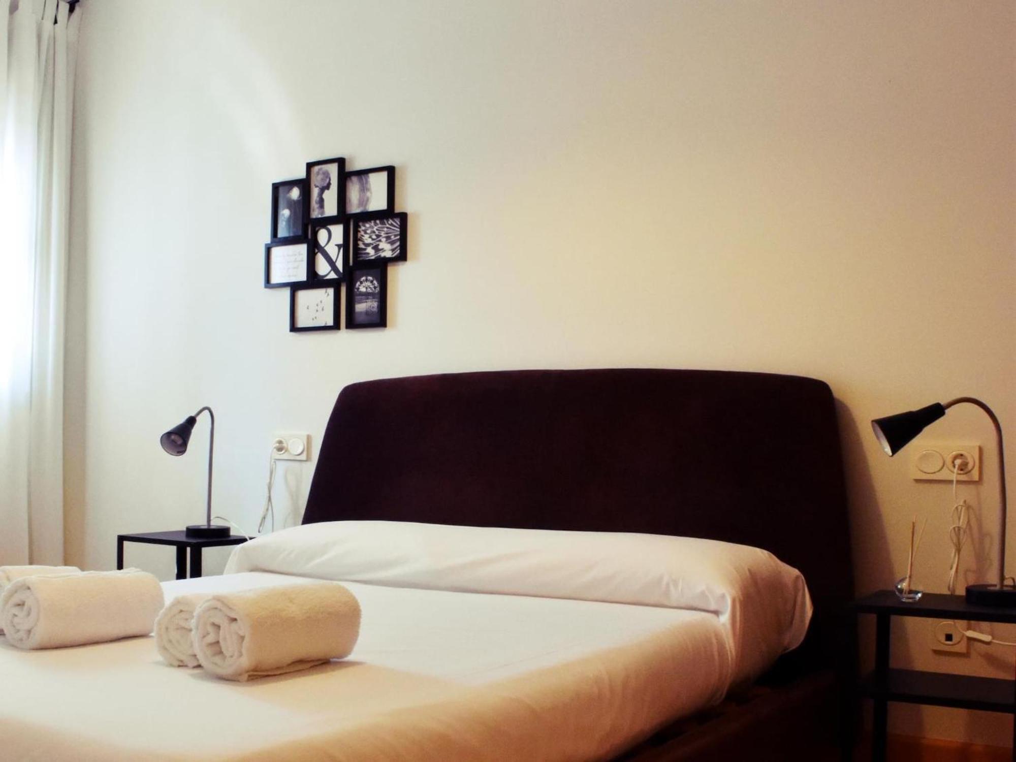 Tranquilo Apartamento Cerca Del Centro Historico Малага Екстер'єр фото
